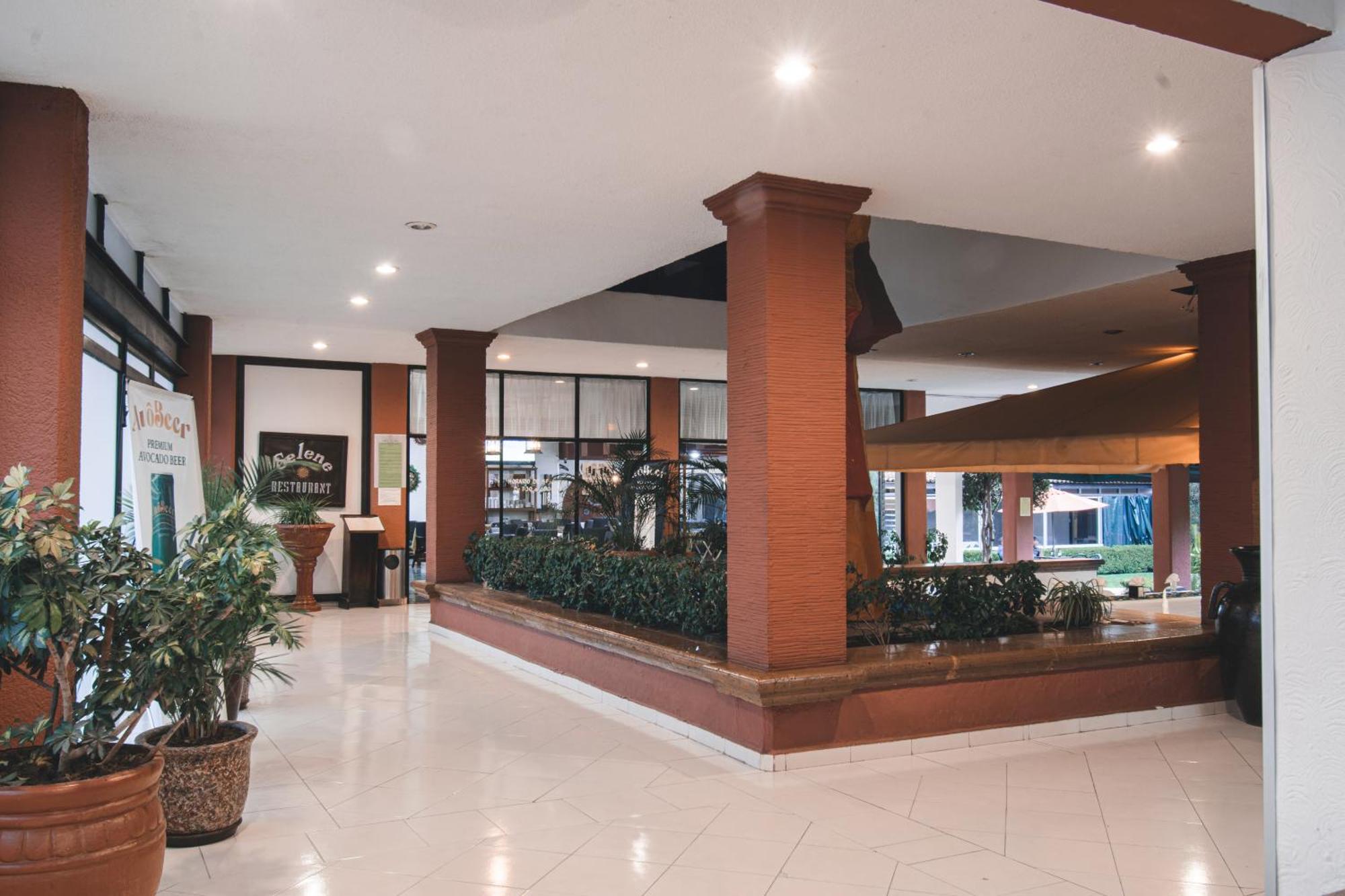 Hotel & Suites Villa Del Sol モレリア エクステリア 写真