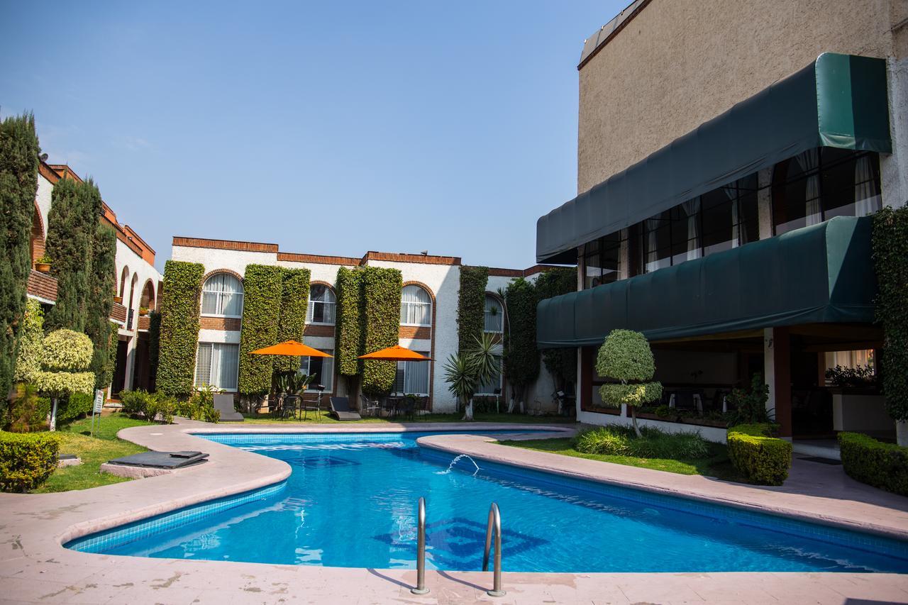 Hotel & Suites Villa Del Sol モレリア エクステリア 写真