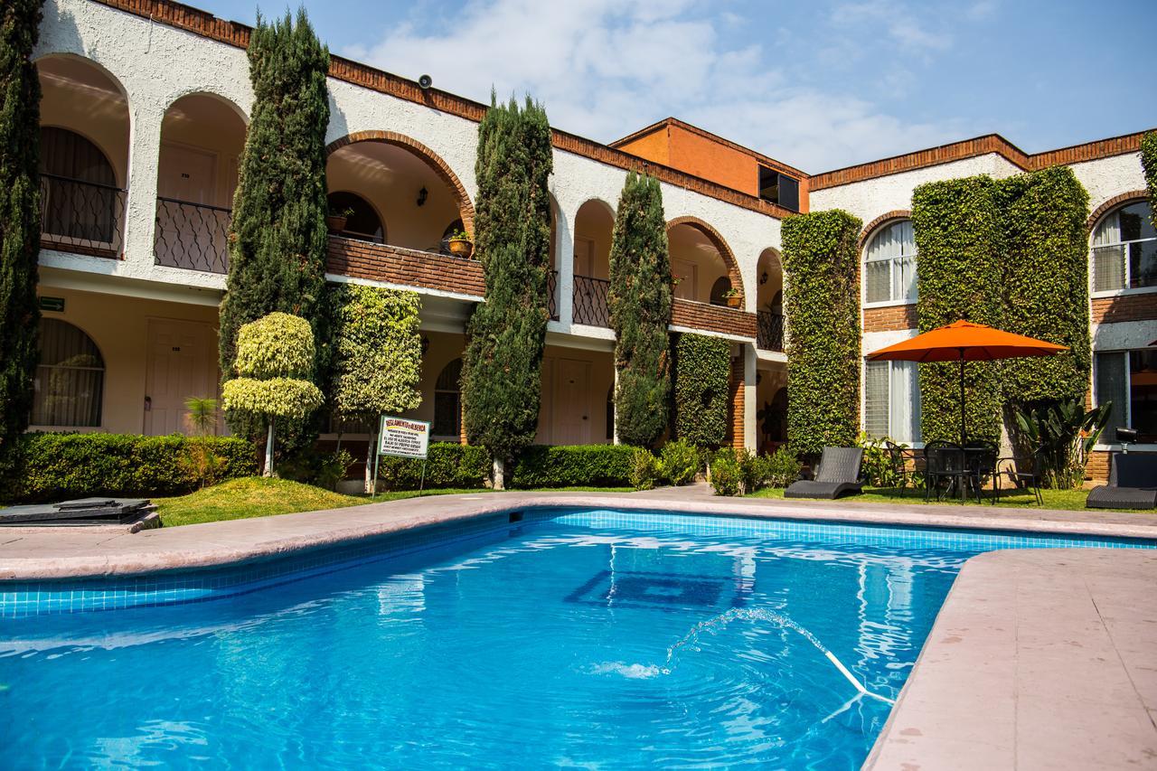 Hotel & Suites Villa Del Sol モレリア エクステリア 写真