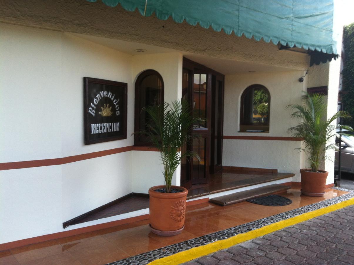 Hotel & Suites Villa Del Sol モレリア エクステリア 写真